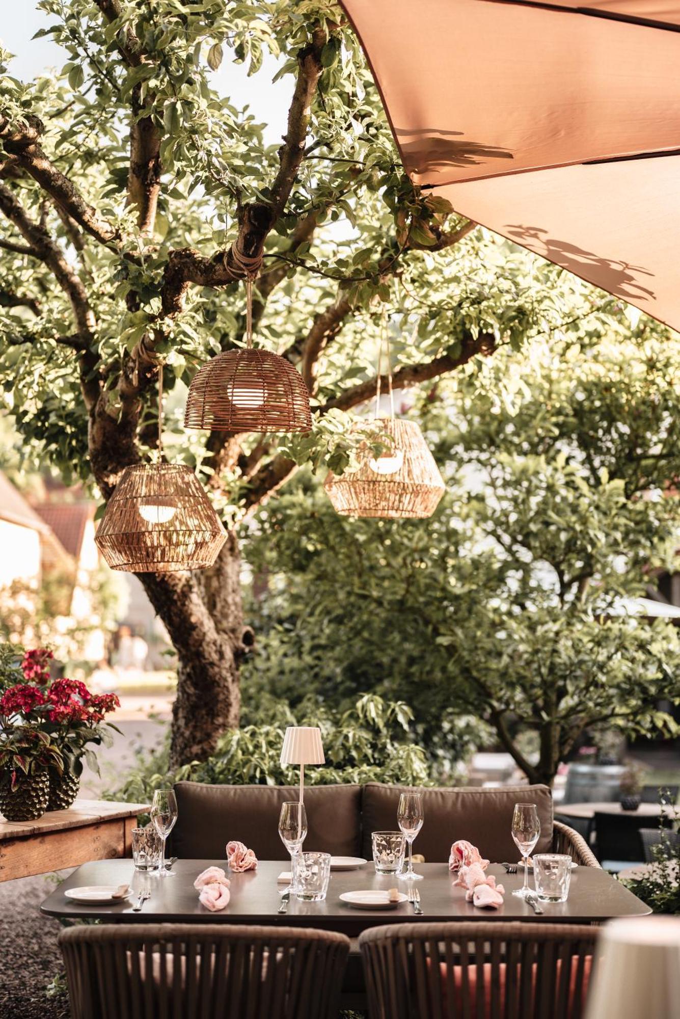 Landgasthaus & Hotel Zur Krone Dahn Bagian luar foto